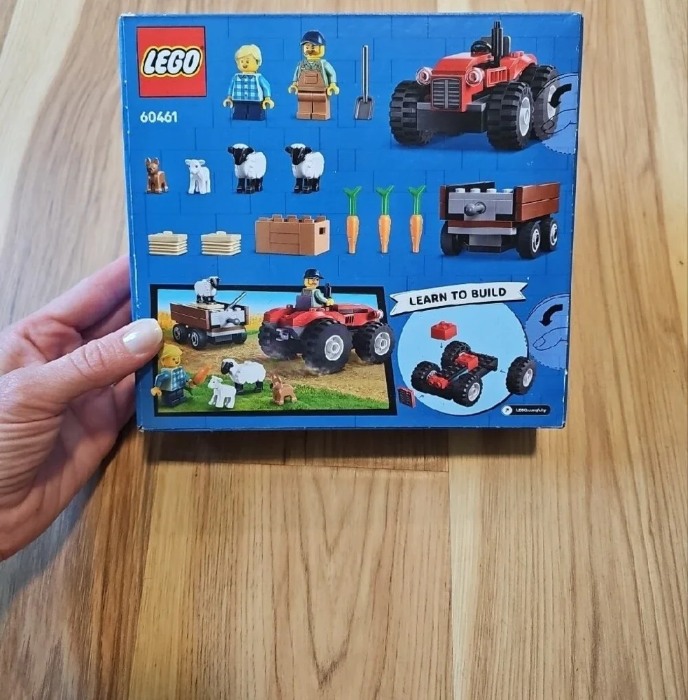 NEW LEGO City Red Tractor and Brown Trailer Building Set - Picture 2 of 2